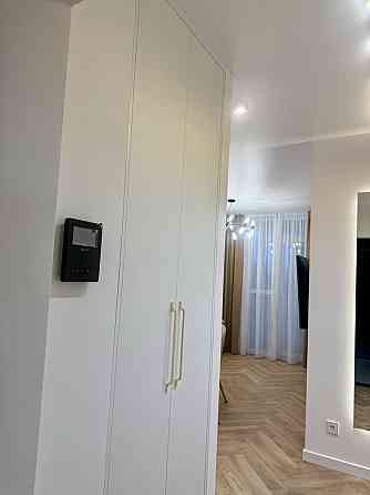 Продаж Квартира 2-кімнатна, 5/25 поверх на Воскресенська вул., д. 2а Kiev