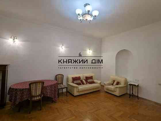 Оренда Квартира 3-кімнатна, 3/5 поверх на Крещатик ул. Киев