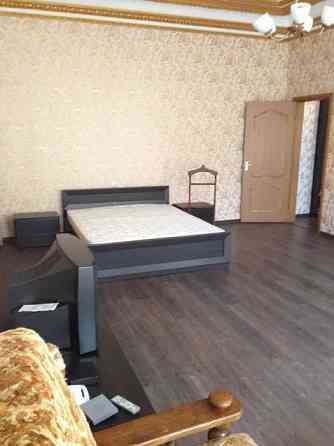 Оренда Квартира 1-кімнатна, 3/4 поверх на ул. Богдана Хмельницкого Київ