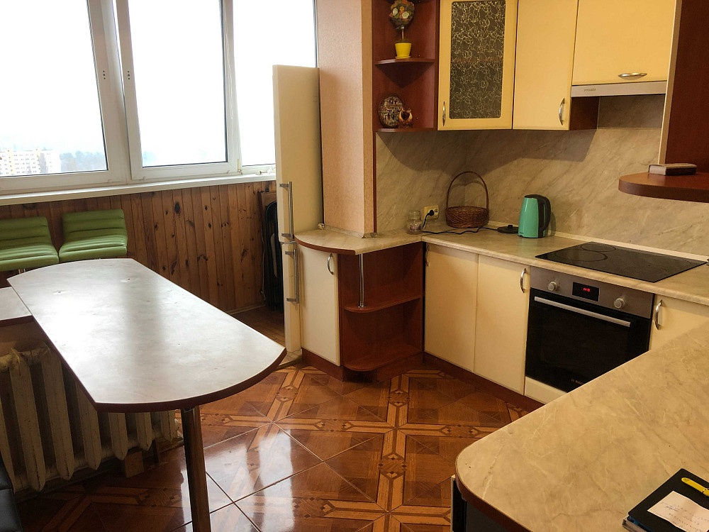 Продаж Квартира 3-кімнатна, 16/16 поверх на Василя Іваниса вул., д. 5а Київ - фото 1