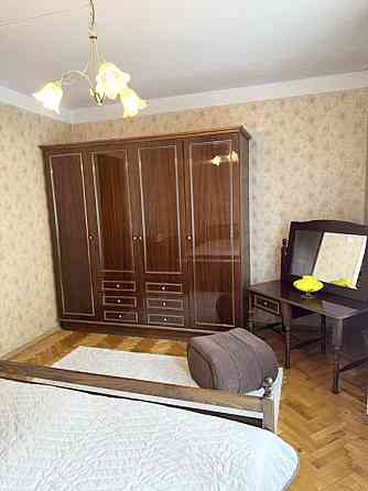 Оренда Квартира 3-кімнатна, 3/9 поверх на Шовкуненка, 5 Киев