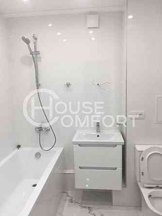 Оренда Квартира 2-кімнатна, 6/9 поверх на Велика Васильківська вул., 145/1 Kiev