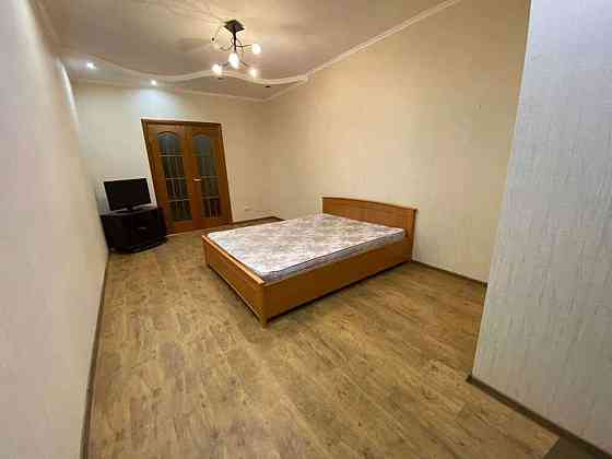 Оренда Квартира 1-кімнатна, 22/25 поверх на пр. Николая Бажана, 1м Київ