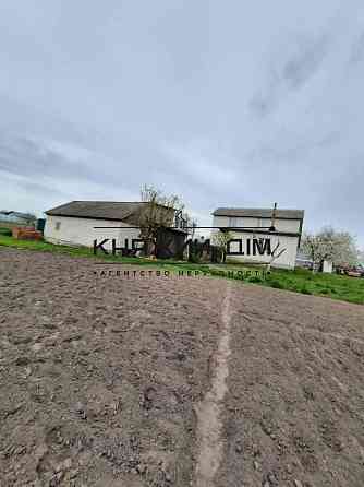 Продам дом в с. Летки Броварского района Общей площадью 142 м2 с участком 29 соток. 