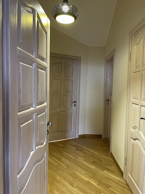 Продаж Квартира 3-кімнатна, 5/5 поверх на вул. Захисників Маріуполя Рівне - фото 4