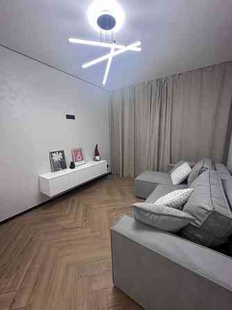 Продаж Квартира 2-кімнатна, 12/21 поверх на Михайла Максимовича вул. (Онуфрія Трутенка), 24 Київ