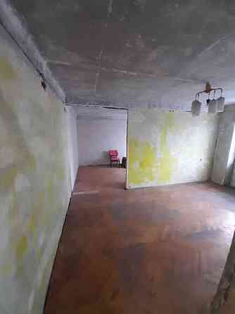 Продаж Квартира 2-кімнатна, 7/9 поверх на Харьковское шоссе, 21/3 Киев