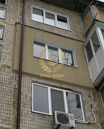 Продаж Квартира 2-кімнатна на Героев Севастополя ул., 8 Київ