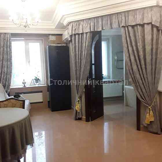 Продаж Будинок 3-кімнатний на Берестейский пр-т, 9 Kiev