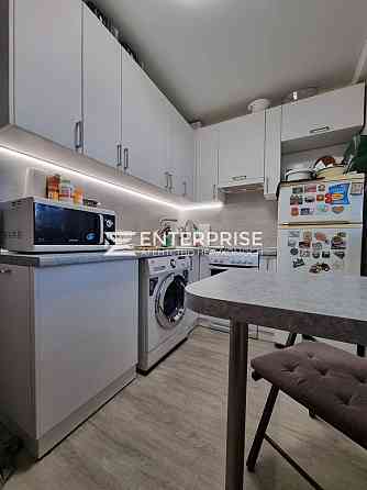 Продаж Квартира 4-кімнатна, 2/9 поверх на вул. Ореста Левицького Kiev