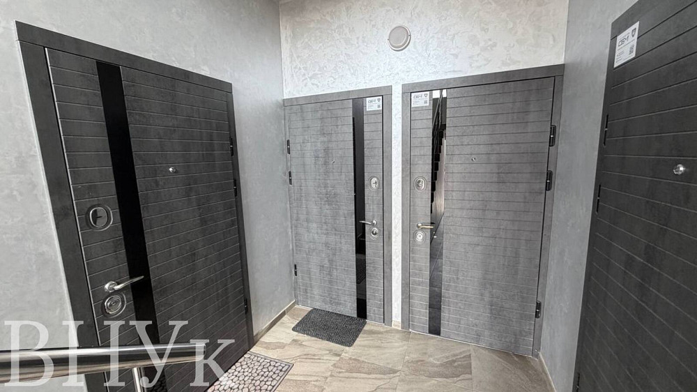 Продаж Квартира 1-кімнатна, 1/2 поверх на Ярославська Ужгород - фото 6