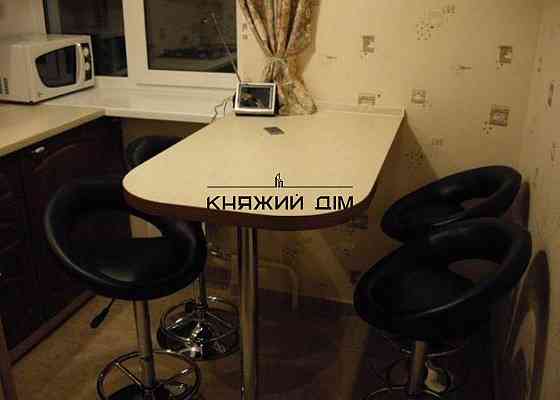 Відмінна 2-х. ком. роздільна м.Олимпийская 5 хвилин. Код об'єкта: 1180935. Київ