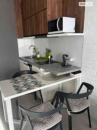 Оренда Квартира 1-кімнатна, 6/24 поверх на вул. Васильківська, 100А Київ