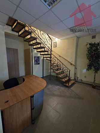 Оренда приміщення вільного призначення на Корятовича пл. Ужгород