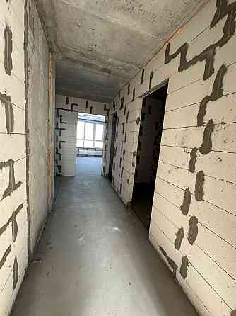 Продаж Квартира 3-кімнатна, 13/23 поверх на Максимовича Михайла вул., д. 32-В Kiev