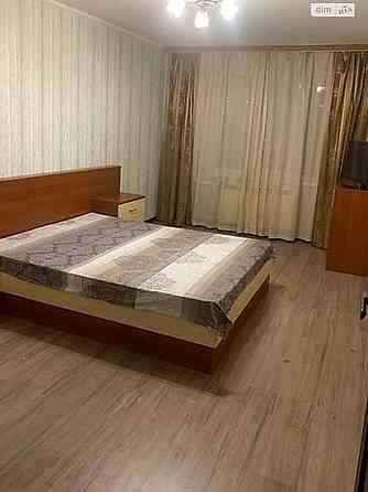 Оренда Квартира 3-кімнатна, 4/5 поверх на Гоголівська, 6А Київ