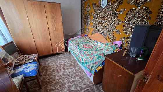 Продаж Квартира 3-кімнатна, 5/5 поверх на вул. Тракторостроителей Kharkiv