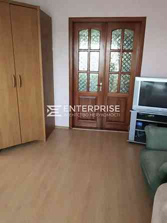 Продаж Квартира 3-кімнатна, 10/12 поверх на вул. Садовського Миколи Kiev