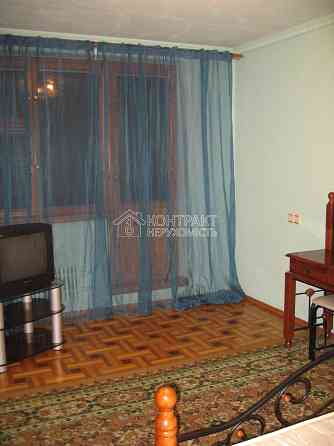 Продаж Квартира 4-кімнатна, 6/9 поверх на вул. Гвардійців Широнінців Харків