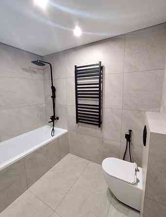 Продаж 1к Квартира 44 кв.м Домбровського Житомир