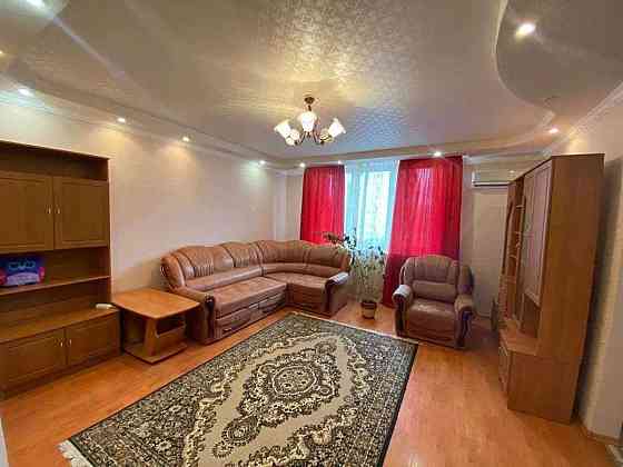 Оренда Квартира 1-кімнатна, 6/32 поверх на ул. Срибнокильская Kiev