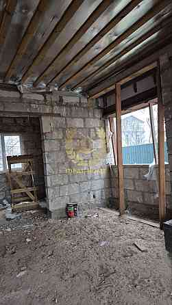 Продаж Будинок 4-кімнатний Kiev