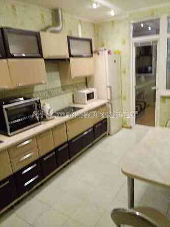 Продаж Будинок 1-кімнатний на Гетьмана Вадима вул., 1Б Київ