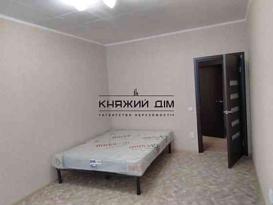 Оренда Квартира 1-кімнатна, 8/25 поверх на Пчелки Елены ул. Киев