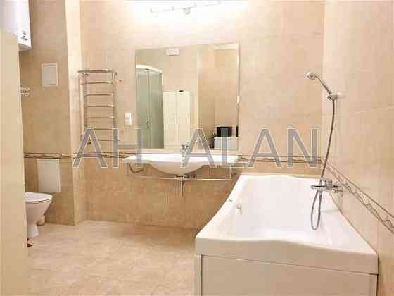 Продаж Будинок 4-кімнатний на Володимира Івасюка пр-т, 6, корп. 1 Київ