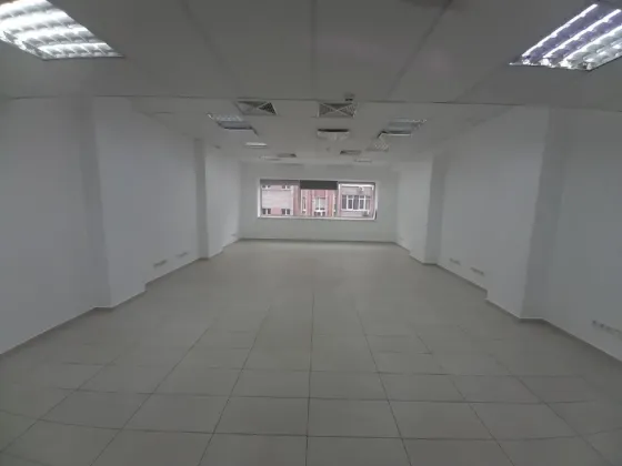 Здається Офісні приміщення площа 1680 кв.м Дніпро Вул. Шевченка Дніпро