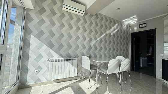 Продаж Квартира 2-кімнатна, 10/11 поверх на Б.Хмельницкого, 96 Івано-Франківськ