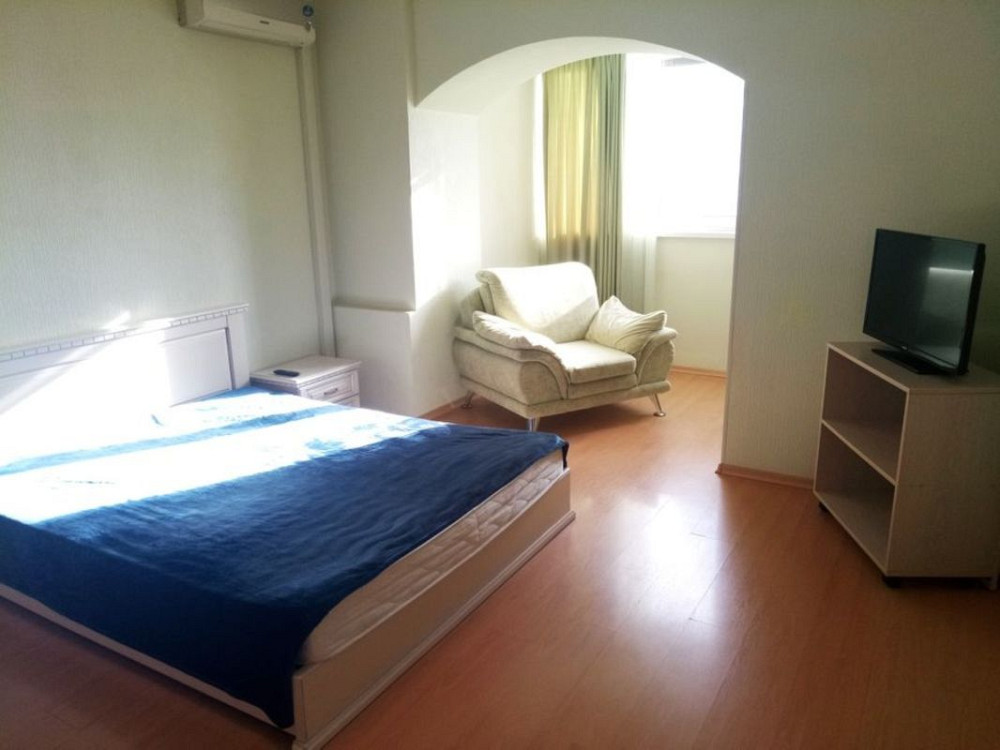 Оренда Квартира 2-кімнатна, 6/16 поверх на пр. Николая Бажана, 26 Kiev - photo 1