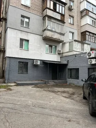Сдаётся Офисные помещения площадь 100 кв.м  Днепр вул. Героїв Крут Днепр