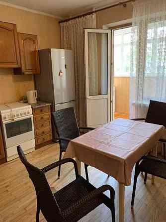 Оренда Квартира 2-кімнатна, 1/14 поверх на Мишуги Александра ул., 1 Київ