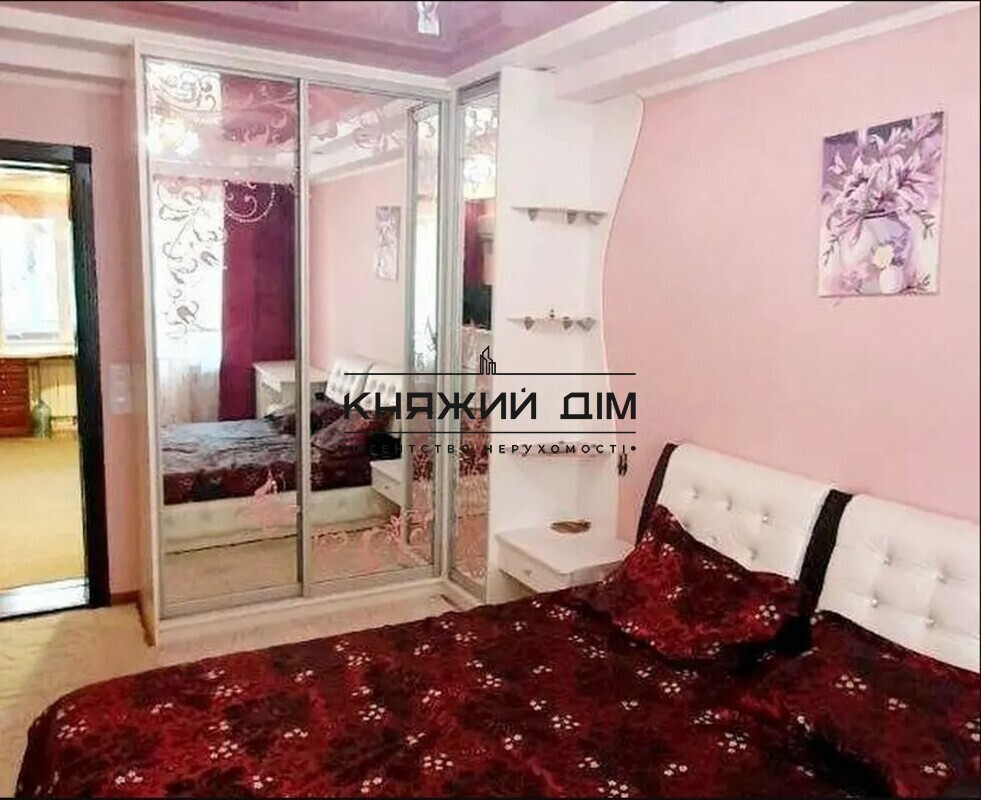 Оренда Квартира 3-кімнатна, 5/5 поверх на Нежинская ул. Київ - фото 2