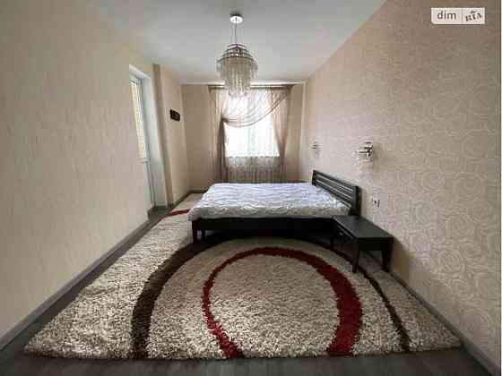 Оренда Квартира 2-кімнатна, 34/37 поверх на Срибнокильская ул., 1 Киев