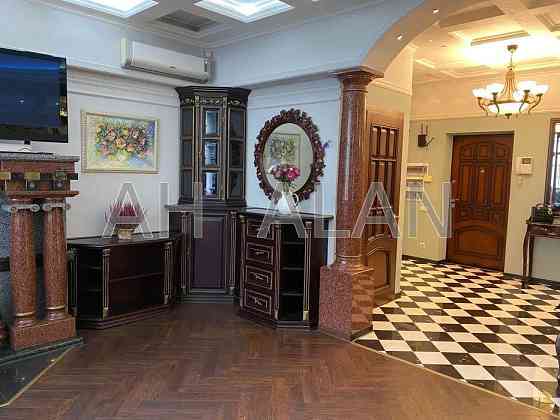 Оренда Будинок 3-кімнатний на Саксаганського вул., 121 Київ