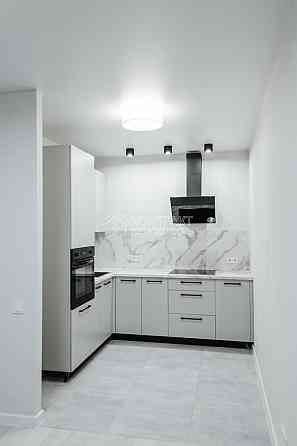 Продаж Квартира 2-кімнатна, 2/9 поверх на вул. Барабашова Kharkiv