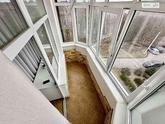 Продаж Квартира 3-кімнатна, 4/6 поверх на Нагірна Vinnytsya