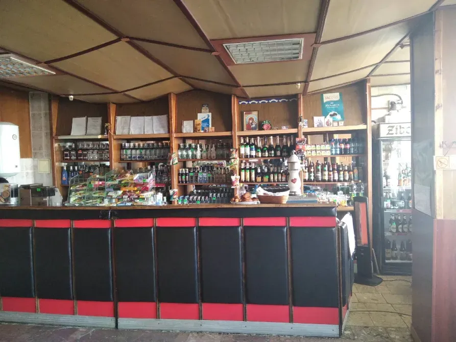 Продажа Помещение в жилом доме площадь 280 кв.м 1-й этаж на Грушевського 27 Ужгород - изображение 4