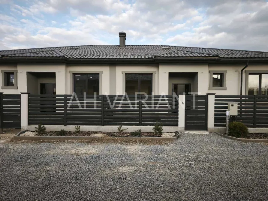 Продаж 1-поверховий Котедж з ділянкою 4.5 сот 127 кв.м 3 кімн. на Виноградна Минай - фото 1