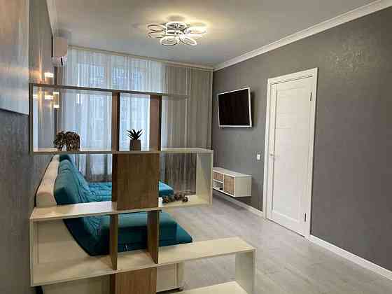 Оренда Квартира 2-кімнатна, 22/26 поверх на ул. Заречная, 2к2 Kiev