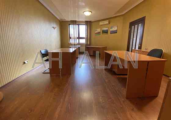 Оренда Будинок 4-кімнатний на Руставелі Шота вул., 44 Київ