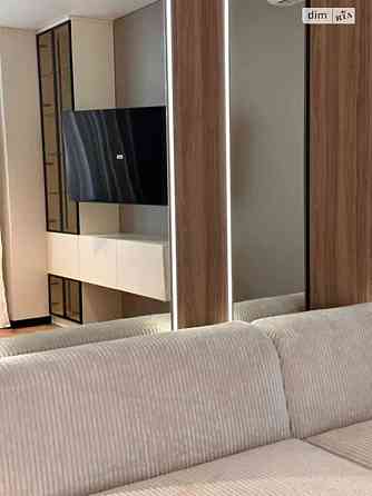 Продаж Квартира 1-кімнатна, 24/30 поверх на Андрія Верхогляда вул. (Михайла Драгомірова), 14а Kiev