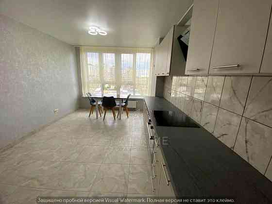 Продаж Квартира 1-кімнатна, 9/23 поверх на Максимовича Михайла вул., д. 32Б Киев