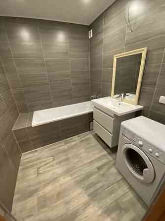 Оренда Квартира 2-кімнатна, 21/25 поверх на пр. Петра Григоренко Київ