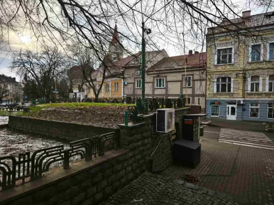 Продаж Окрема будівля / частина будівлі площа 47 кв.м 1-й поверх на Собранецька 2 Ужгород