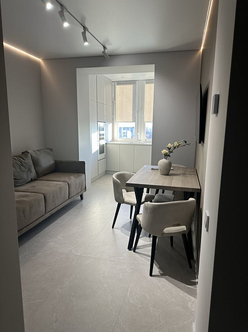 Продаж Квартира 2-кімнатна, 10/11 поверх на вул. Театральна Житомир - фото 1