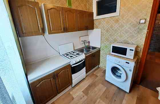 Оренда Квартира 1-кімнатна, 3/5 поверх на вул. Будівельників, 26/8 Киев