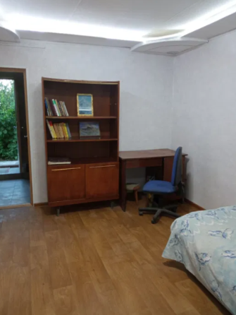 Продам 2-х этажный капитальный дом в с.Великодолинское Великодолинське